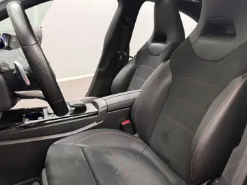 CLA 220 d AMG-LINE*PANO*MBEAM*KAM*AMBI-LIGHT*19Z