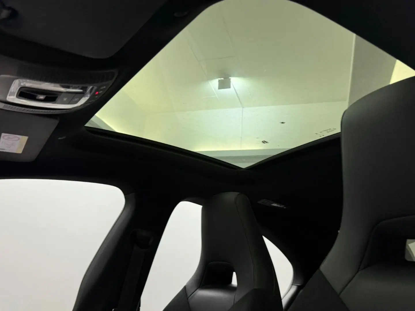CLA 220 d AMG-LINE*PANO*MBEAM*KAM*AMBI-LIGHT*19Z