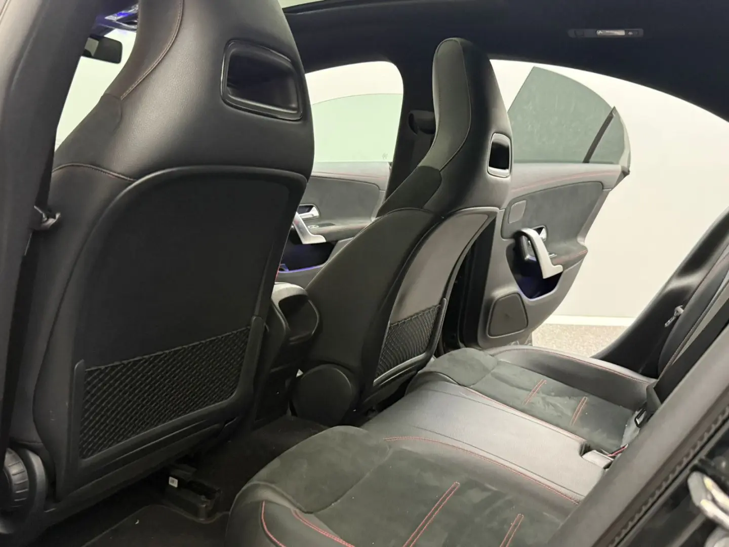 CLA 220 d AMG-LINE*PANO*MBEAM*KAM*AMBI-LIGHT*19Z
