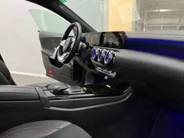 CLA 220 d AMG-LINE*PANO*MBEAM*KAM*AMBI-LIGHT*19Z