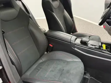 CLA 220 d AMG-LINE*PANO*MBEAM*KAM*AMBI-LIGHT*19Z