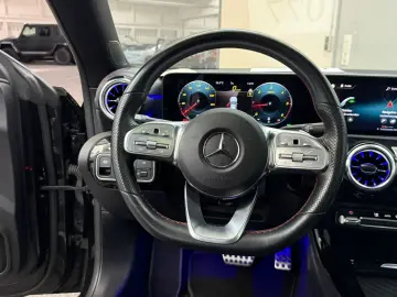 CLA 220 d AMG-LINE*PANO*MBEAM*KAM*AMBI-LIGHT*19Z