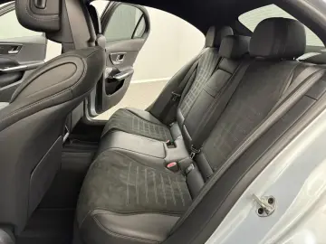 C 300d AMG LINE*360*WIDE*DISTR+*DIGI-LIGHT*BURME
