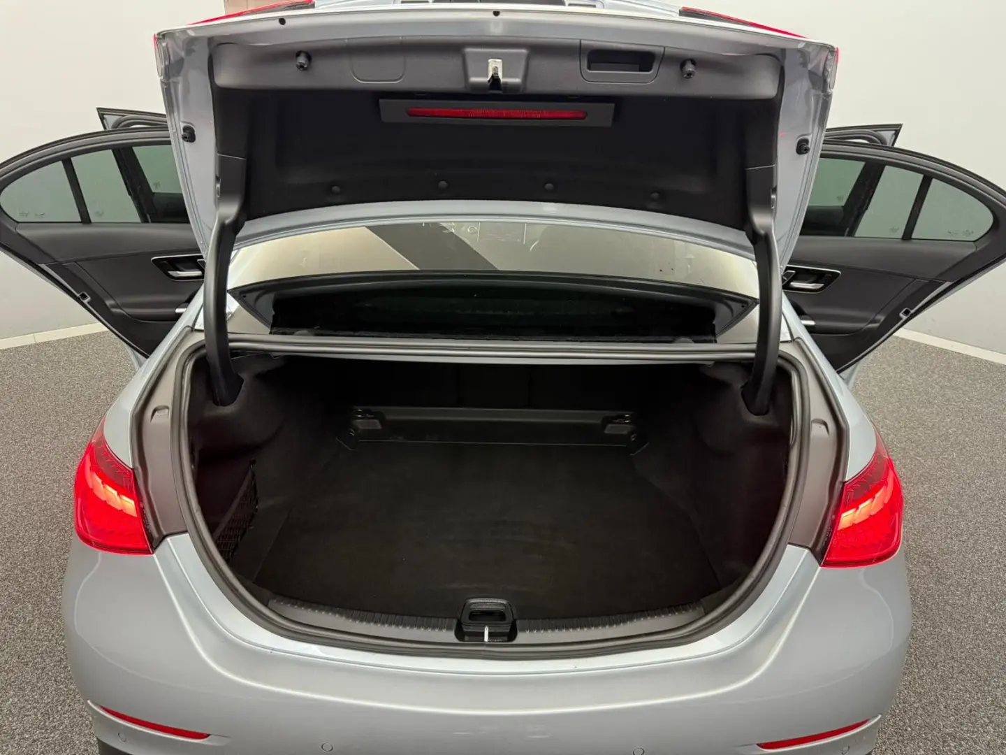 C 300d AMG LINE*360*WIDE*DISTR+*DIGI-LIGHT*BURME