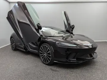 GT*MY2023*BLACK/BLACK*CARBON*FULL OPTIONS*B&W