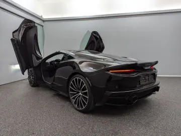 GT*MY2023*BLACK/BLACK*CARBON*FULL OPTIONS*B&W