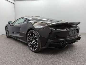 GT*MY2023*BLACK/BLACK*CARBON*FULL OPTIONS*B&W