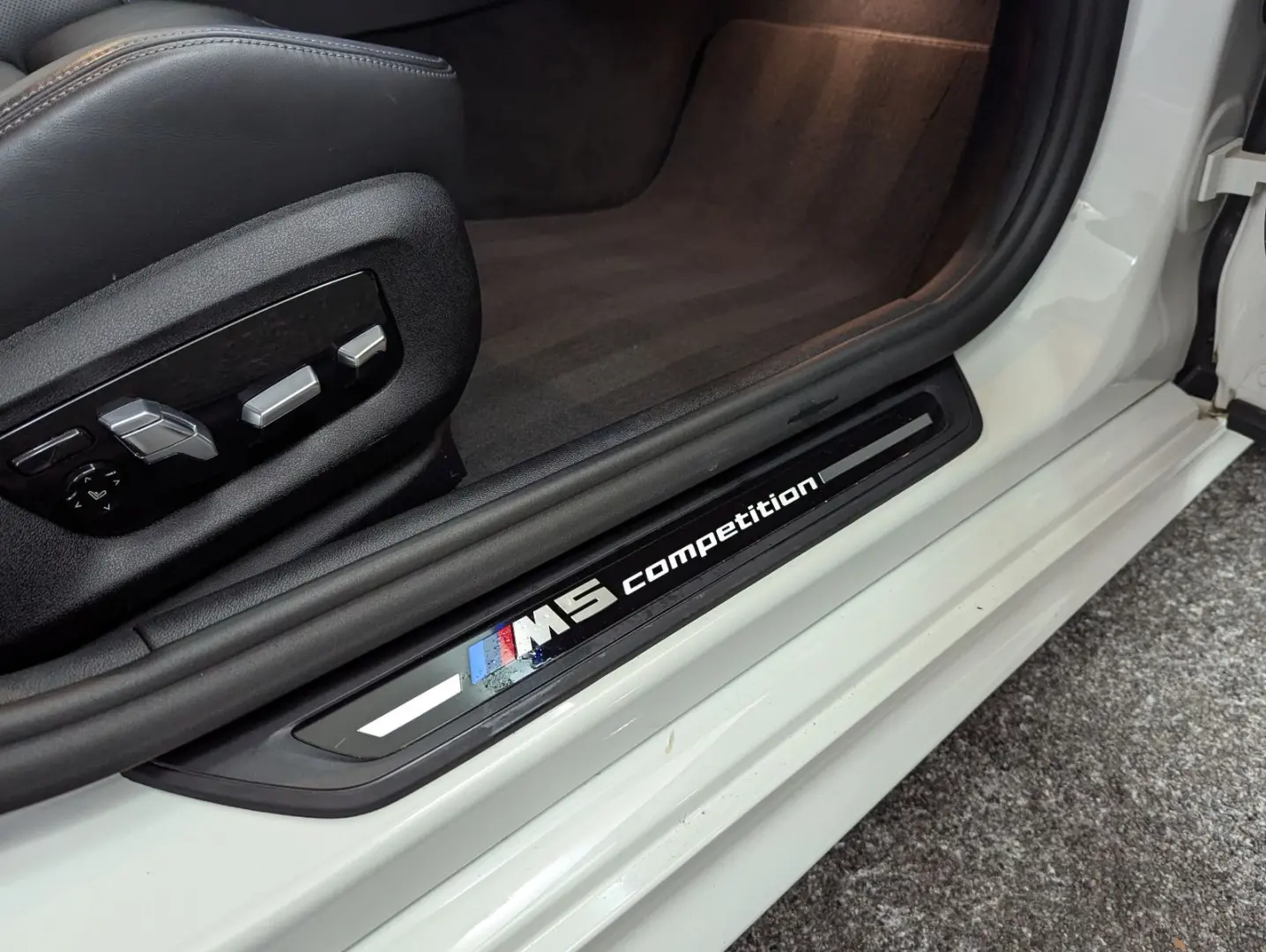 M5 Competition*CARBONDACH*U-FREI*DEUTSCH*SITZKLI