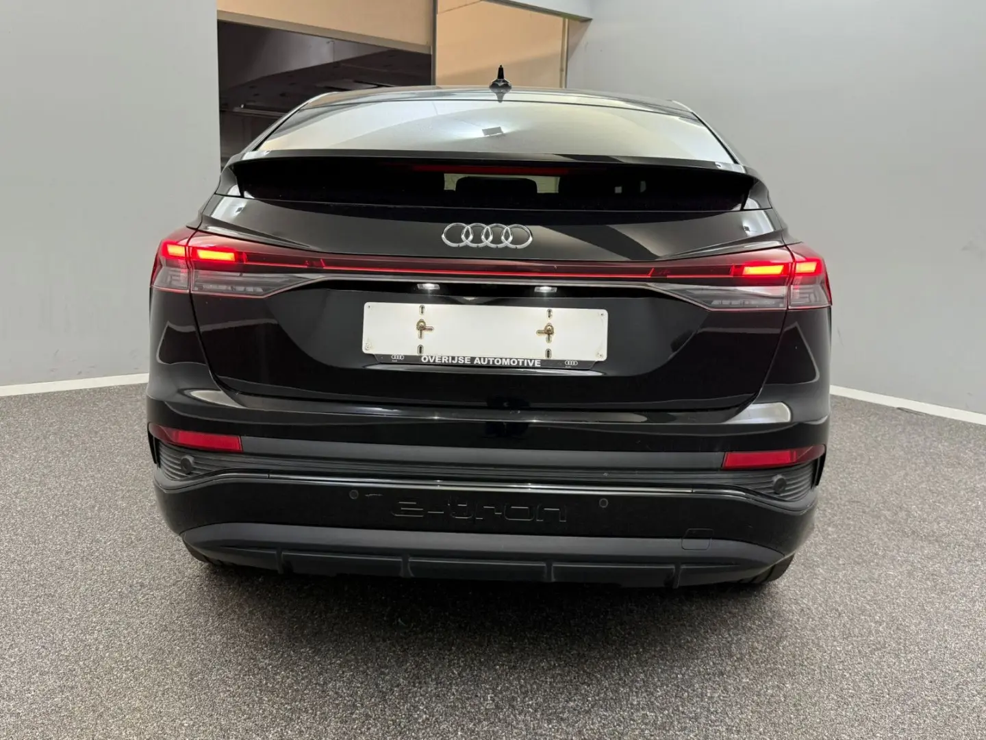 Q4 e-tron Sportback 35 e-tron S-LINE*VIRTUAL*LED
