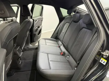 Q4 e-tron Sportback 35 e-tron S-LINE*VIRTUAL*LED