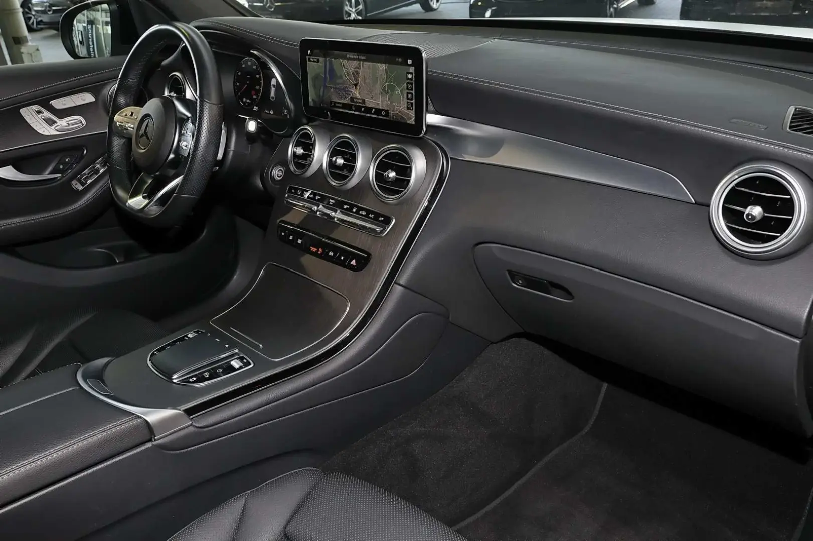 GLC 220 d 4M Coupé AMG DISTRONIC+360°+NIGHTPAKET