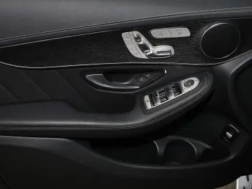 GLC 220 d 4M Coupé AMG DISTRONIC+360°+NIGHTPAKET
