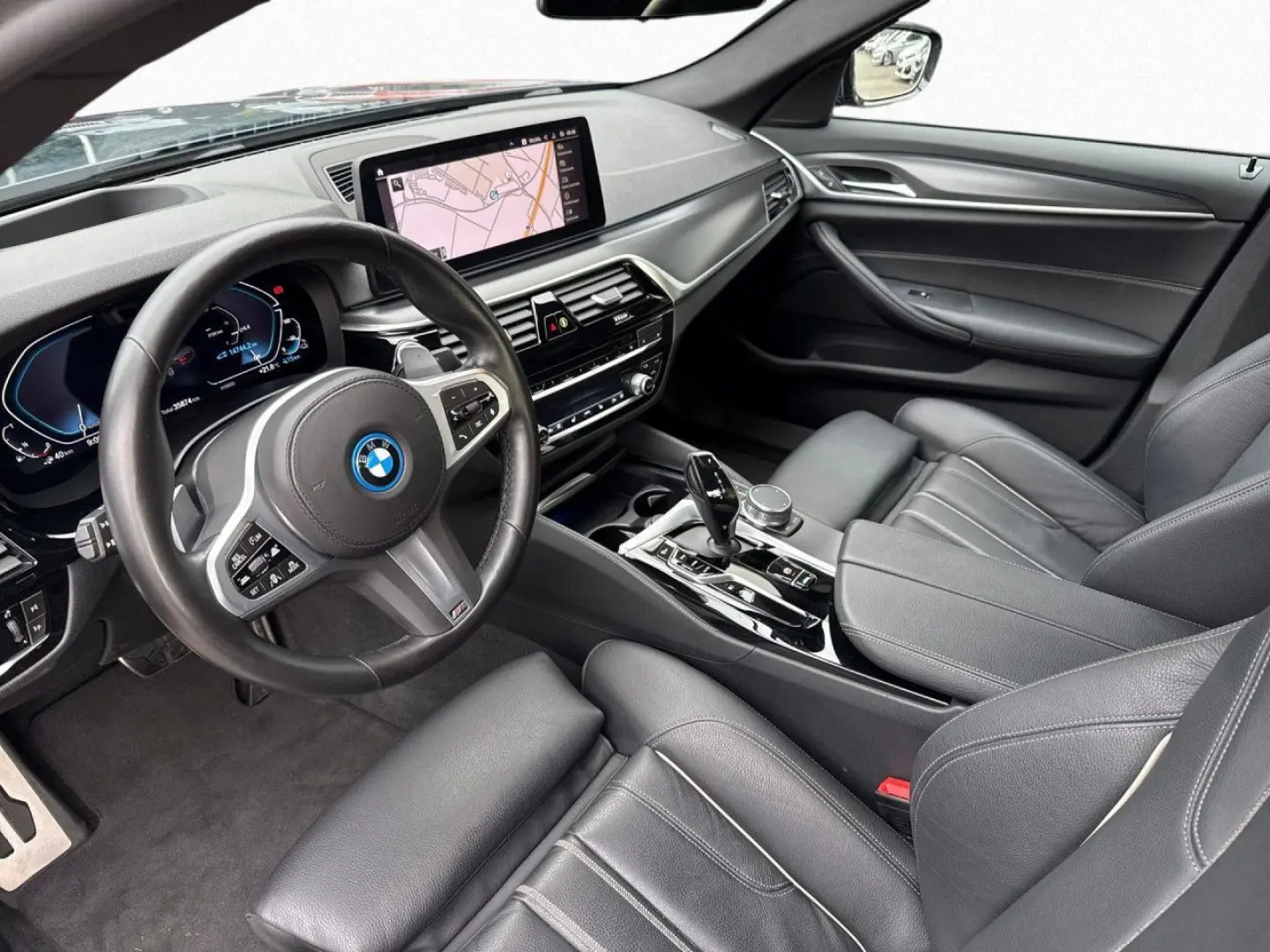 530e xDrive M-Sport Innov. HUD Laser HiFi Navi