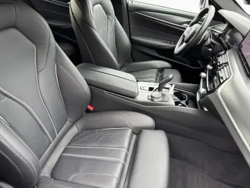 530e xDrive M-Sport Innov. HUD Laser HiFi Navi