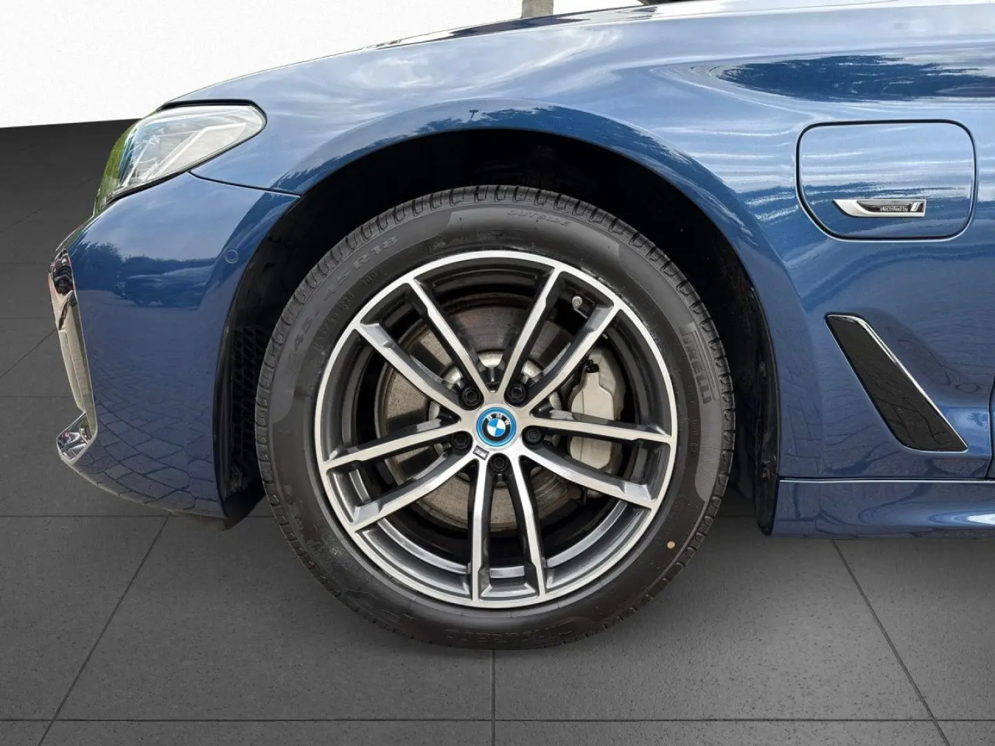 530e xDrive M-Sport Innov. HUD Laser HiFi Navi
