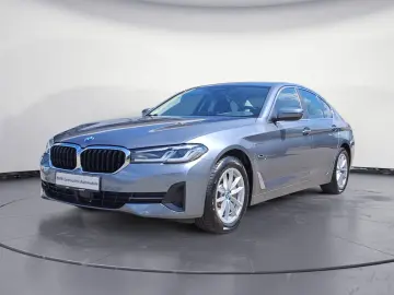 530e xDrive Limousine Driving Assistant Professi