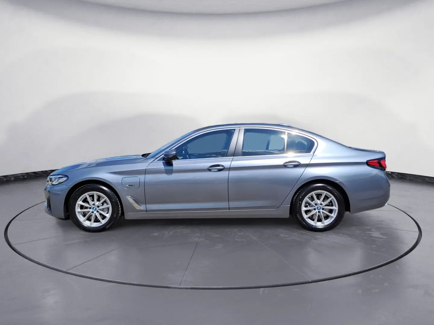530e xDrive Limousine Driving Assistant Professi