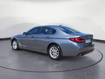 530e xDrive Limousine Driving Assistant Professi