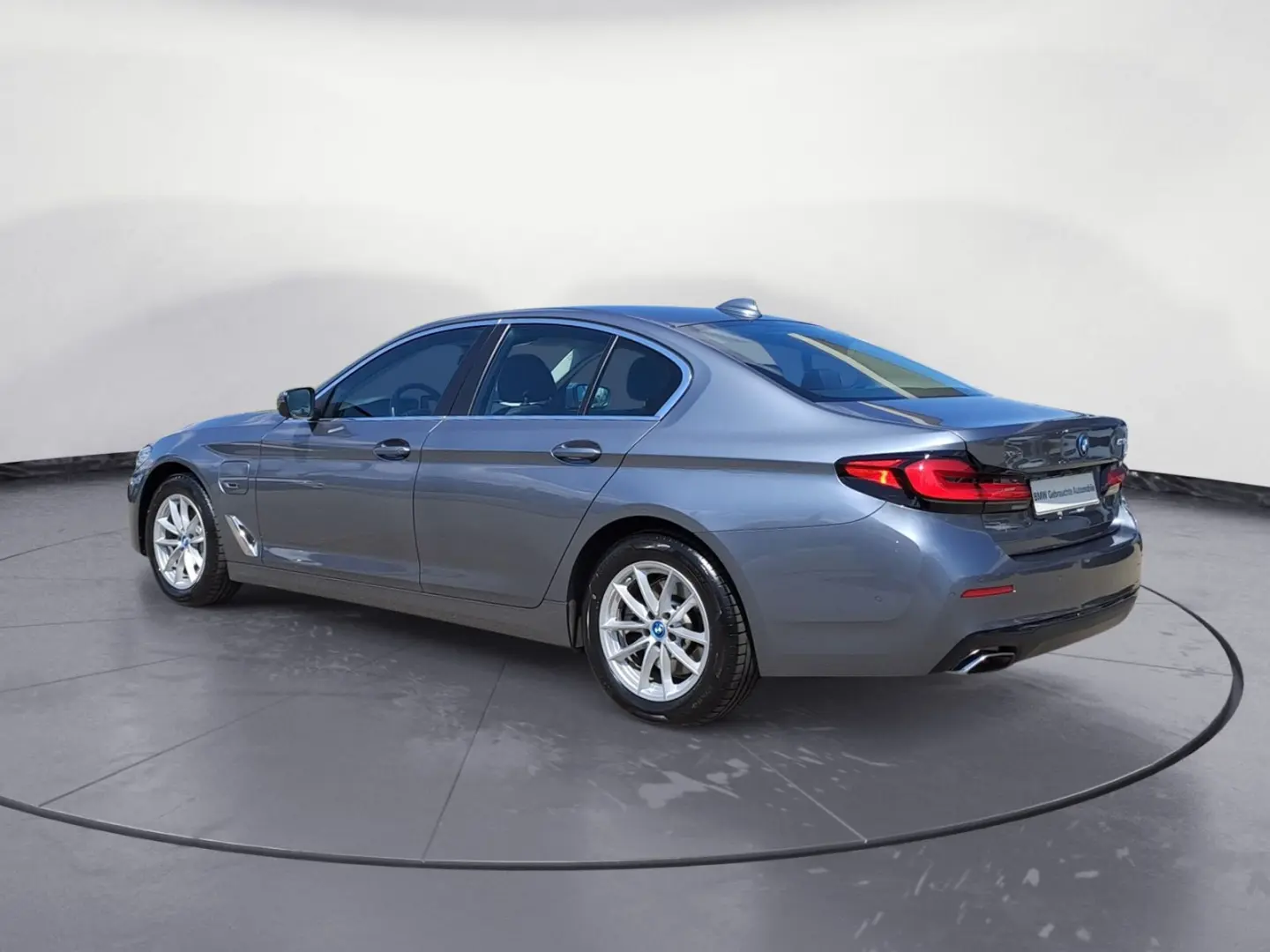 530e xDrive Limousine Driving Assistant Professi