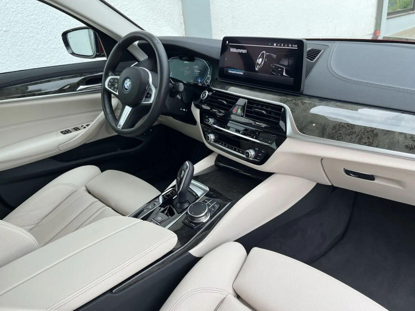 530e xDrive Limousine Head-Up Laser RFK