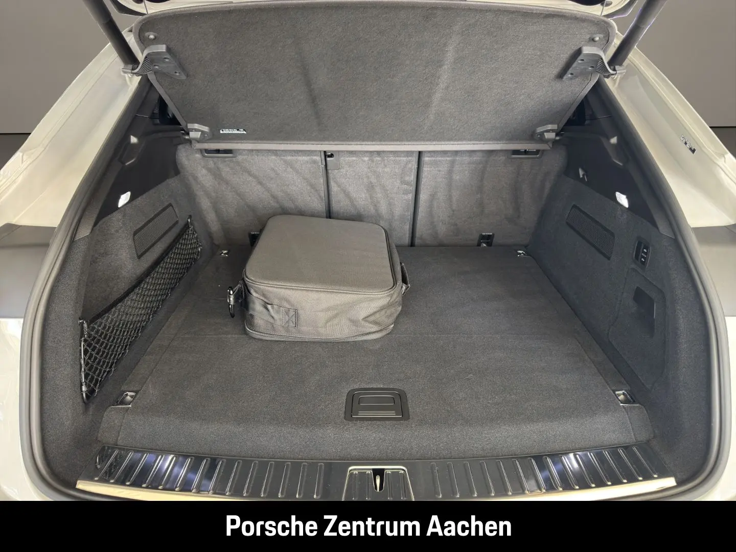 Cayenne S E-Hybrid Coupe BOSE Panoramadach LED