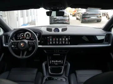 E-Hybrid Coupé SPORTDESIGN-ACC-LUFTF-PANO-BOSE