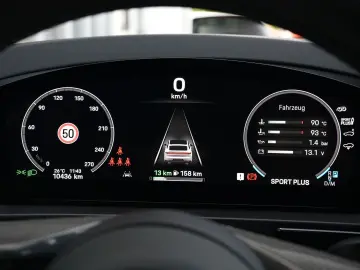 E-Hybrid Coupé SPORTDESIGN-ACC-LUFTF-PANO-BOSE