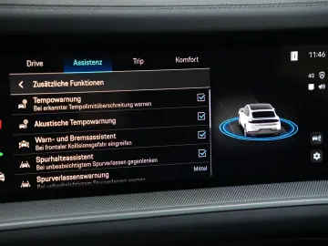 E-Hybrid Coupé SPORTDESIGN-ACC-LUFTF-PANO-BOSE