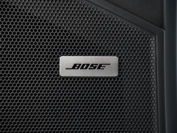 E-Hybrid Coupé SPORTDESIGN-ACC-LUFTF-PANO-BOSE