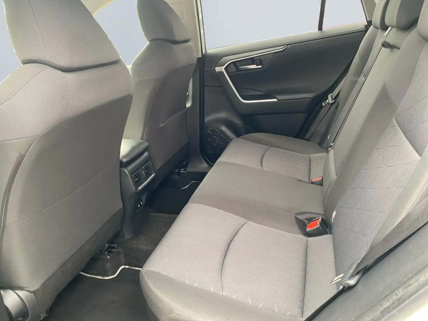 RAV 4 VVT-i EU6d-T 2.5 Hybrid Club*4x4*NAVI*ACC*