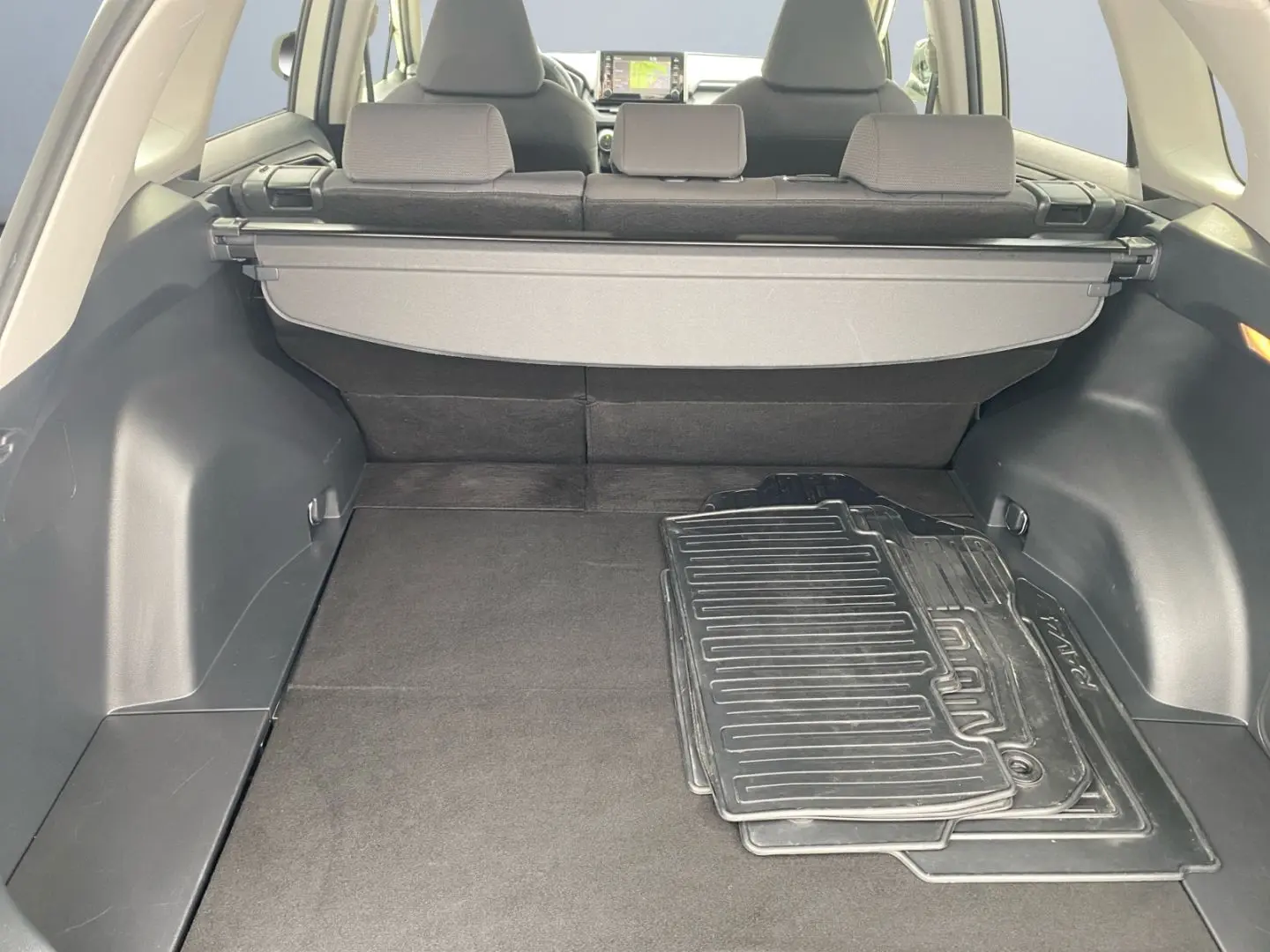 RAV 4 VVT-i EU6d-T 2.5 Hybrid Club*4x4*NAVI*ACC*