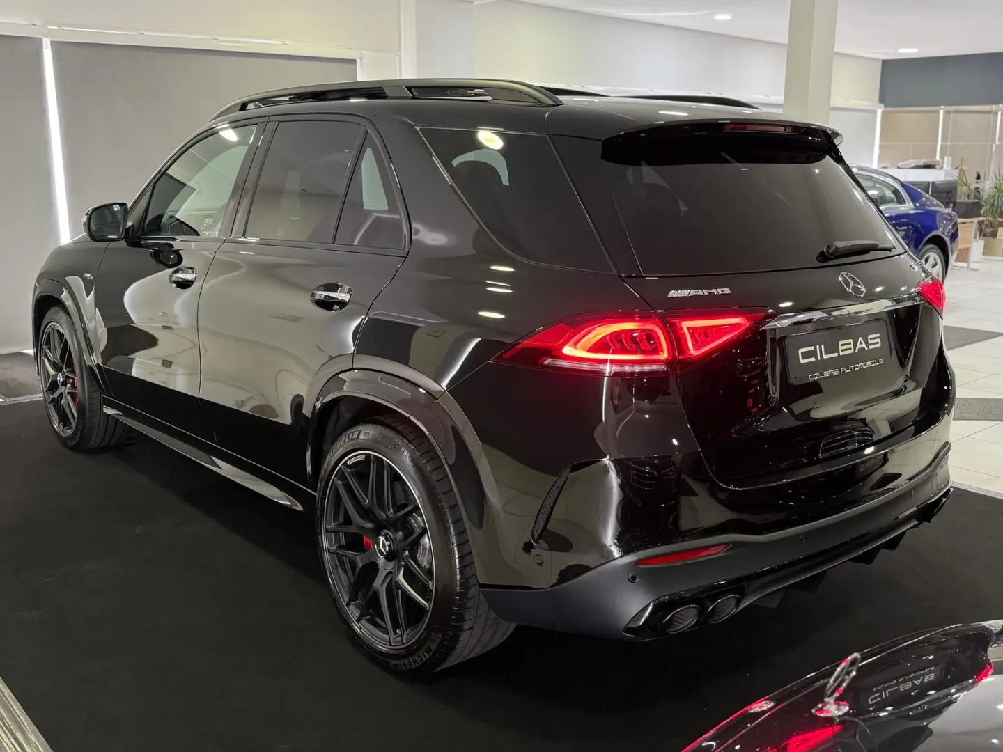 GLE 53 AMG 4Matic+*PANO*HUD*CARBON*DISTR*360KAM*