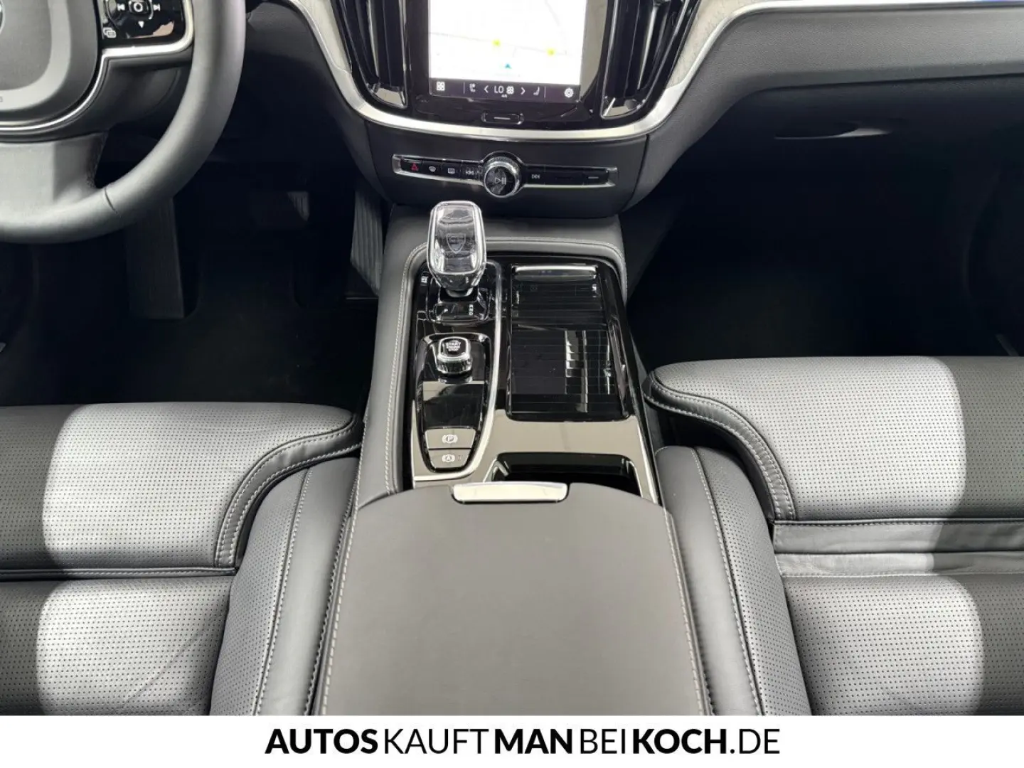 V60 T6 Plug-In AWD Plus Dark ACC BLIS AHK PANO
