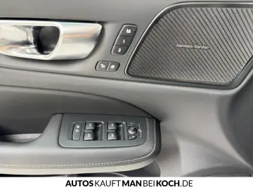 V60 T6 Plug-In AWD Plus Dark ACC BLIS AHK PANO