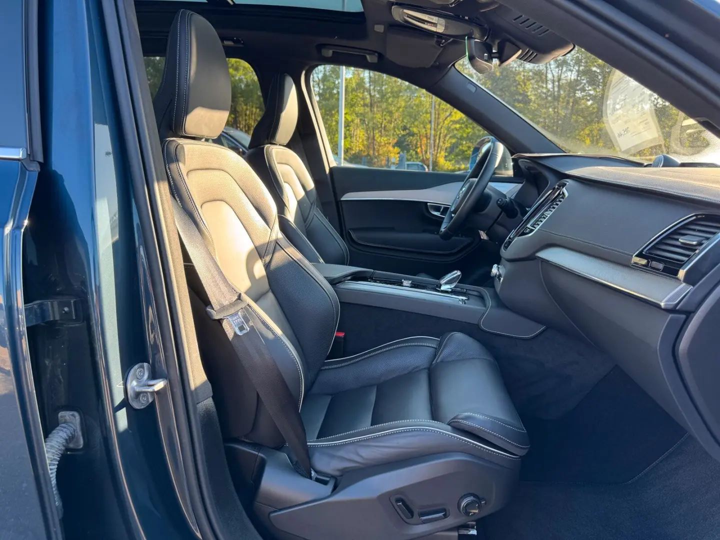 XC90 T8 Plus Bright LUFT|AHK|B&W|PANO|HAED UP|