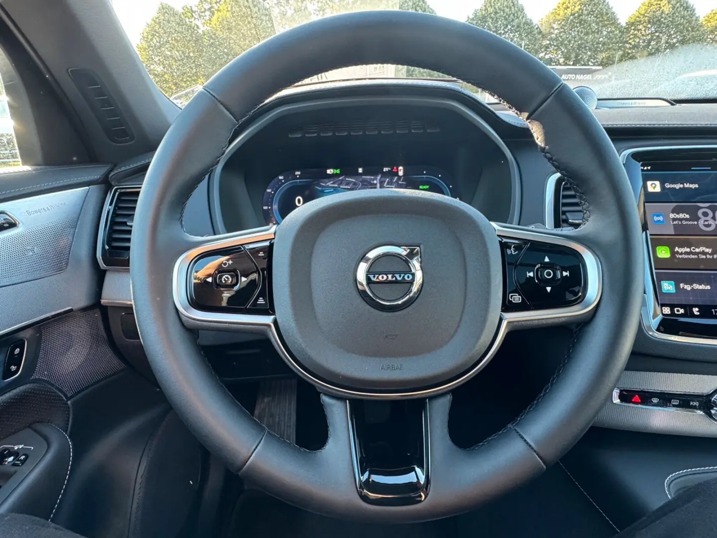 XC90 T8 Plus Bright LUFT|AHK|B&W|PANO|HAED UP|