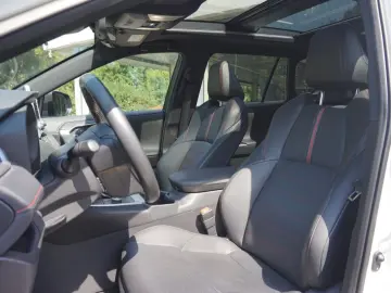 RAV 4 Plug-in-Hybrid Technik- und Style Paket