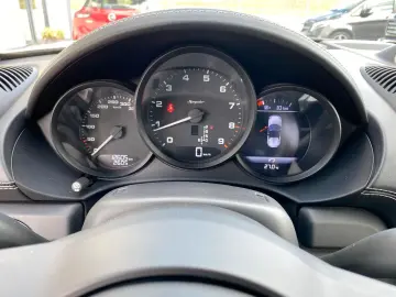 Boxster 718 Spyder|BOSE|Sport Chrono|Abgas|TOP