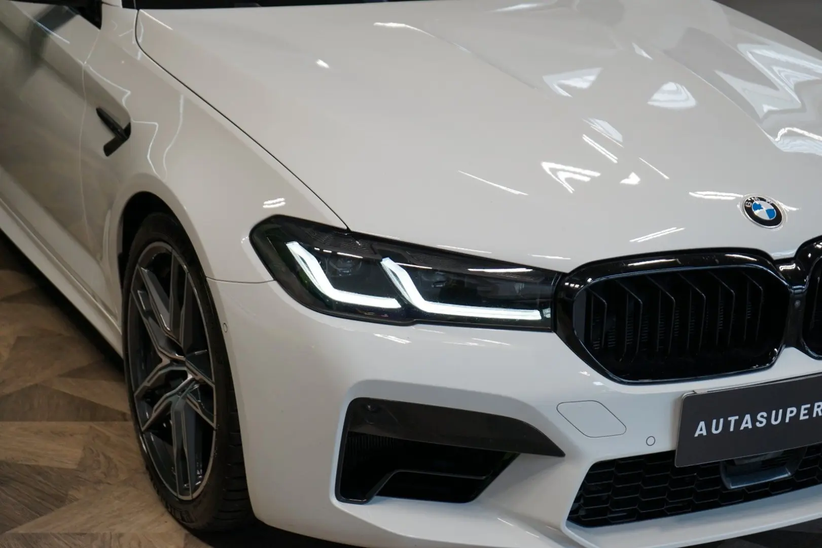 M5 COMPETITION*xDRIVE*H/K*CARBON*77.355€ NETTO