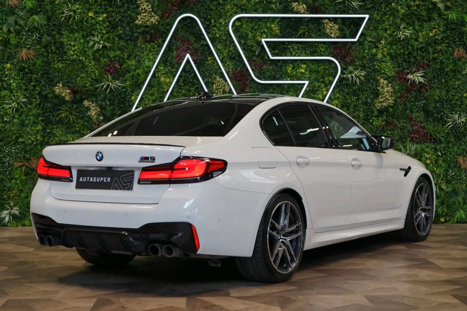 M5 COMPETITION*xDRIVE*H/K*CARBON*77.355€ NETTO