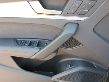SQ5 TDI quattro tiptr. PANO AHK STNDHEIZ B&O 21
