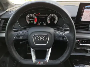 SQ5 TDI quattro tiptr. PANO AHK STNDHEIZ B&O 21