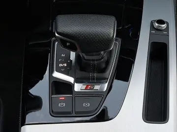 SQ5 TDI quattro tiptr. PANO AHK STNDHEIZ B&O 21