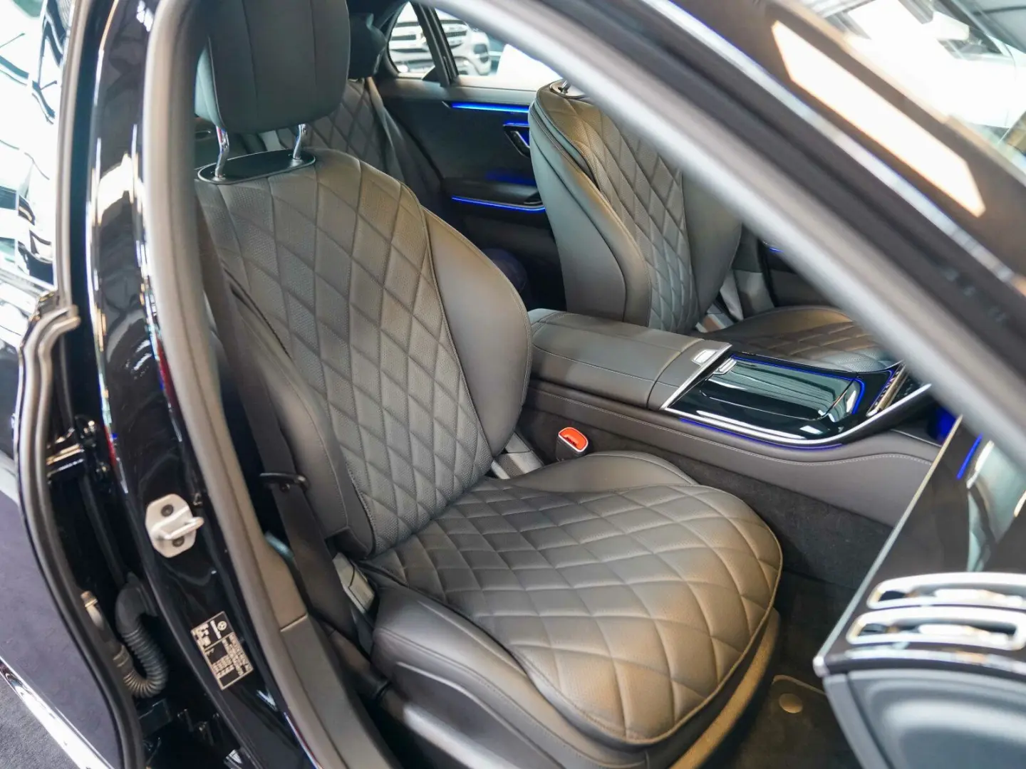 S 450 d 4M AMG Line lang Night Hinterachslenkung