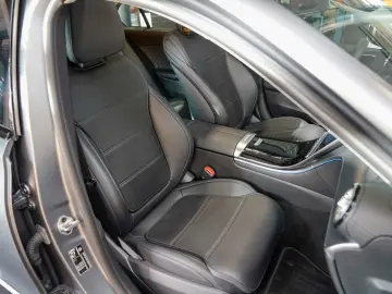 C 400 e 4M AMG Line Night MATT Burmester -45%