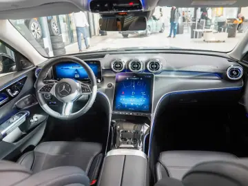 C 400 e 4M AMG Line Night MATT Burmester -45%