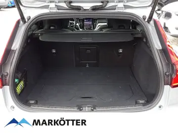 V60 T6 Plus Dark Recharge AWD PANO/ACC/BLIS/LED