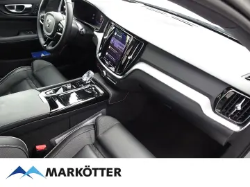 V60 T6 Plus Dark Recharge AWD PANO/ACC/BLIS/LED