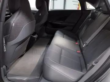 Air Grand Touring 611kW Pano SoundPro 3DView 21