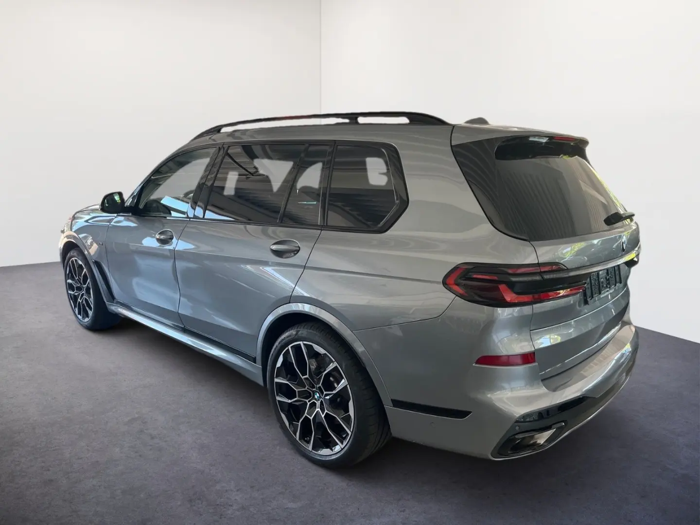 X7 xDrive 40d M SPORT/AHK/22Z/H&K/PANO-DA/7-SI/